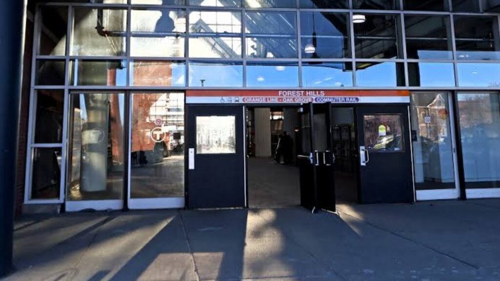 19-Year-Old Dies After Falling Onto Third Rail at Forest Hills MBTA Station 19-Year-Old Dies After Falling Onto Third Rail at Forest Hills MBTA Station