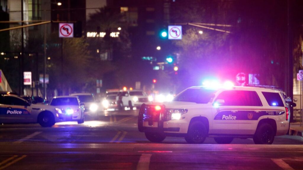 2 Former Phoenix Officers Face Felony Charges in Violent, Unreported Traffic Stop 2 Former Phoenix Officers Face Felony Charges in Violent, Unreported Traffic Stop