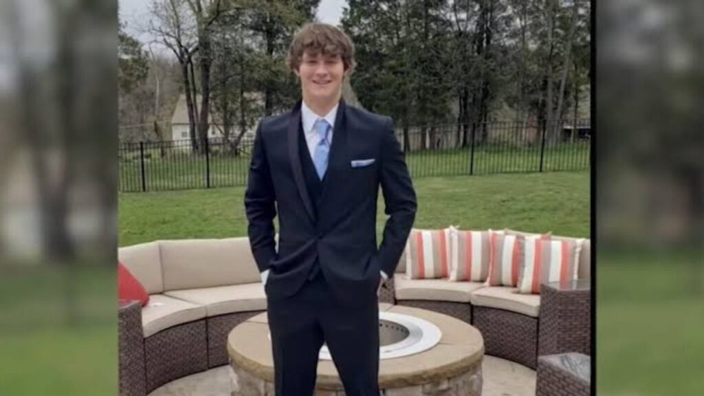 22-Year-Old Man Fatally Shot by Police After Going to Wrong House in Pennsylvania 22-Year-Old Man Fatally Shot by Police After Going to Wrong House in Pennsylvania