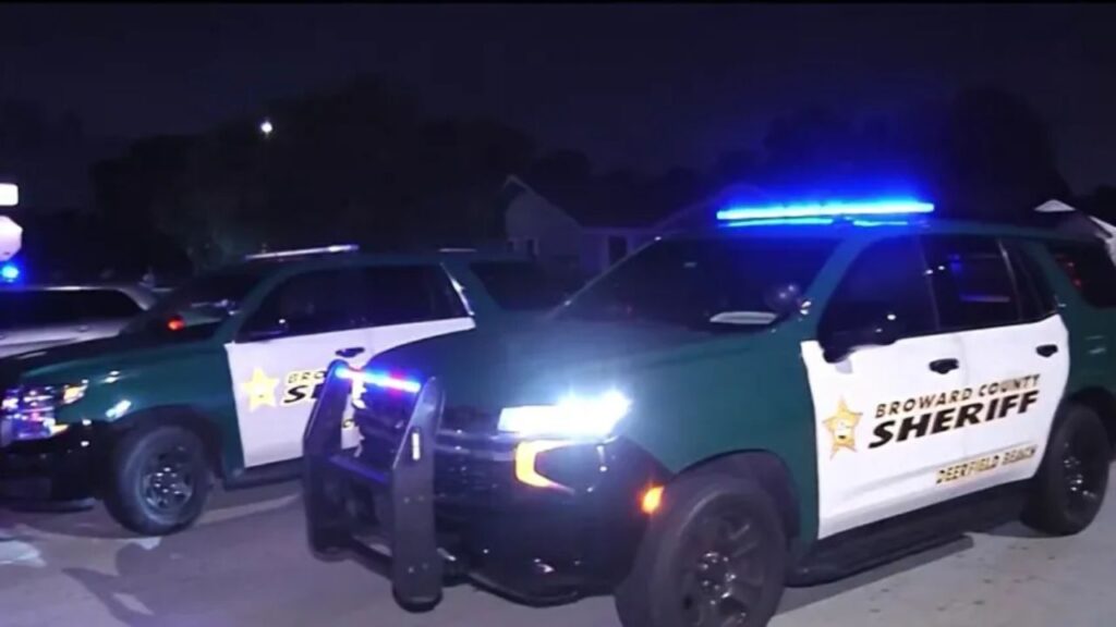 Woman Stabbed in Deerfield Beach, Female Suspect Taken Into Custody Woman Stabbed in Deerfield Beach, Female Suspect Taken Into Custody