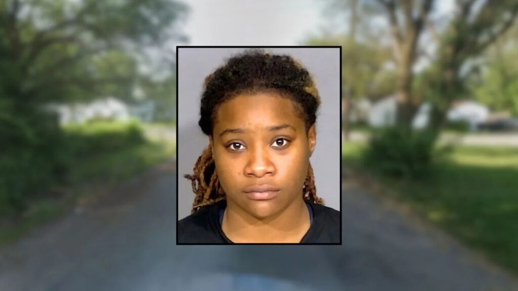 19-Year-Old Woman Accused of Boarding Indianapolis School Bus With Loaded Gun