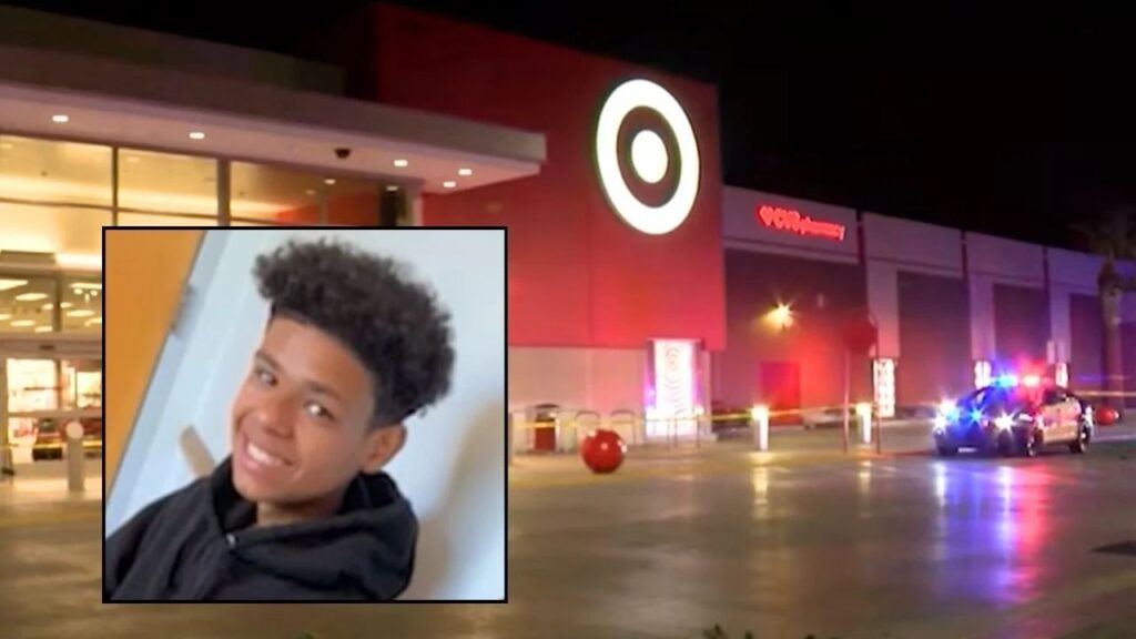 20-Year-Old Dies After Stabbing at Bakersfield Target Following Parking Lot Fight 20-Year-Old Dies After Stabbing at Bakersfield Target Following Parking Lot Fight