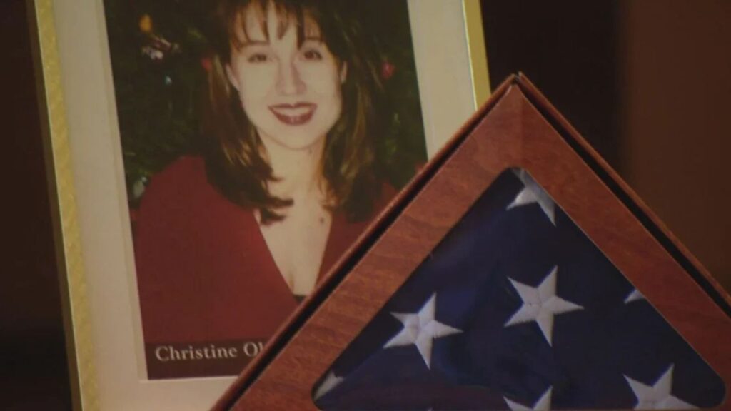 25 Years After 9/11, Chicago Family Remembers Christine Olender and the Life She Left Behind