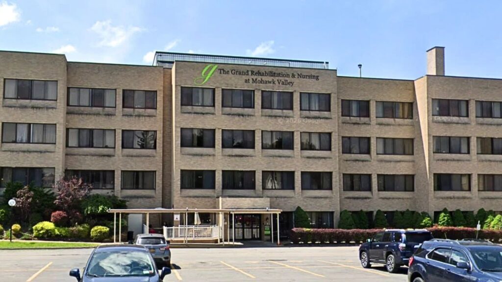 3 New York Nursing Home Workers Charged After 34-Year-Old Resident Choked During Meal 3 New York Nursing Home Workers Charged After 34-Year-Old Resident Choked During Meal