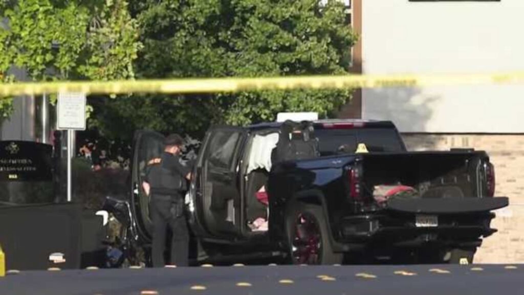 78-Year-Old Woman Dies, Three Injured in Roseville Crash Near Douglas Boulevard 78-Year-Old Woman Dies, Three Injured in Roseville Crash Near Douglas Boulevard