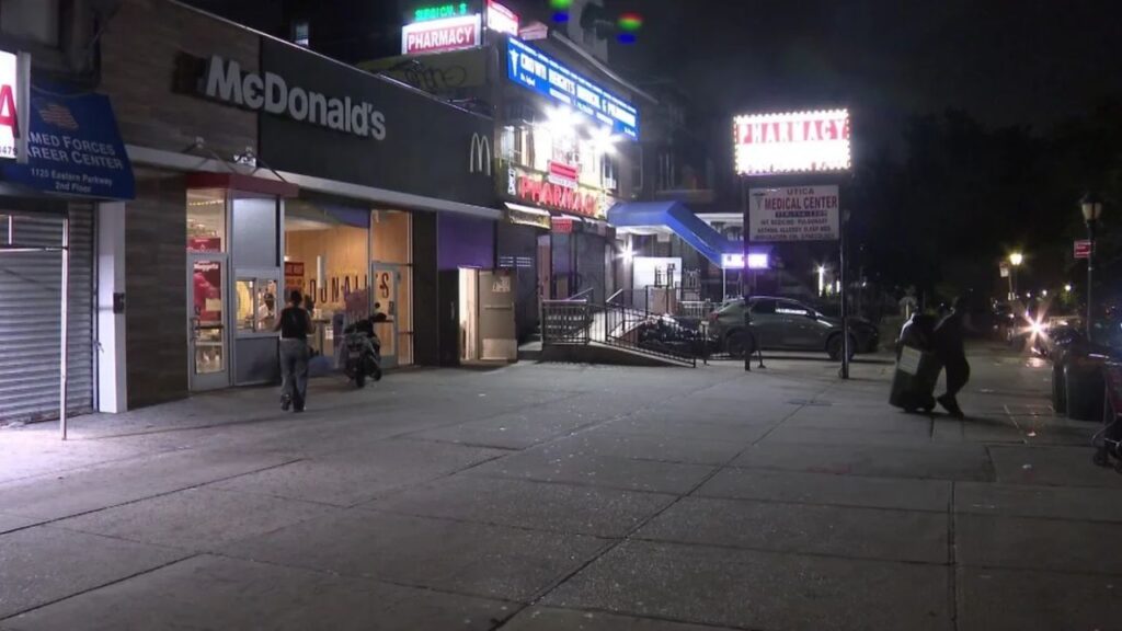 Brooklyn Mother Says Stranger Tried to Pull 4-Year-Old Son Away From Grandmother Brooklyn Mother Says Stranger Tried to Pull 4-Year-Old Son Away From Grandmother
