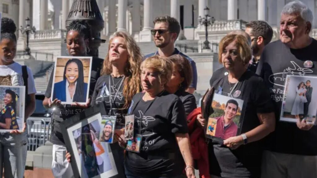 Families of DCA Crash Victims Renew Push for Aviation Safety Law After 67 Deaths Families of DCA Crash Victims Renew Push for Aviation Safety Law After 67 Deaths