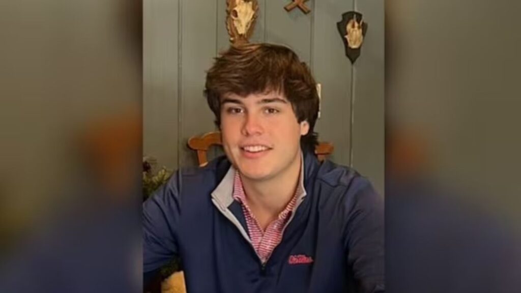 Family Creates Memorial Scholarship to Honor 20-Year-Old Ole Miss Student Robert Strang