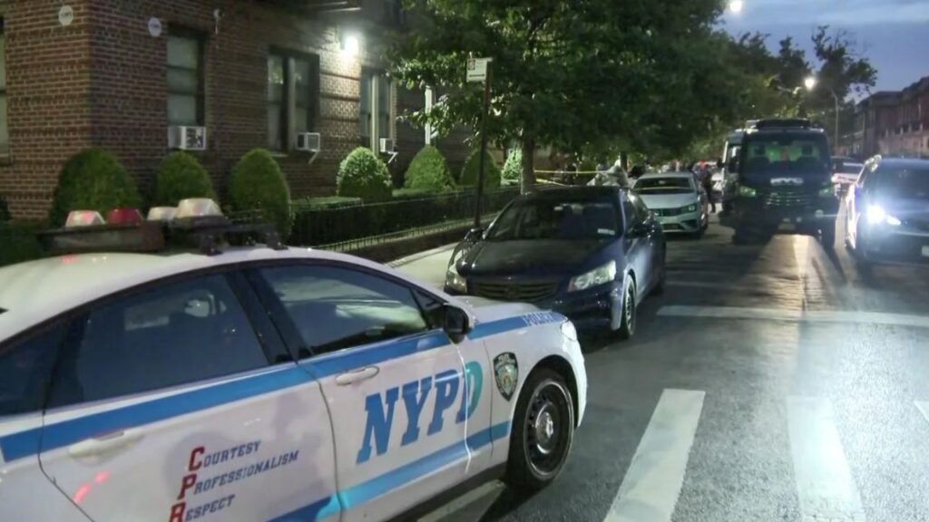Husband Charged With Murder After Wife Found Dead in Bay Ridge Apartment Husband Charged With Murder After Wife Found Dead in Bay Ridge Apartment