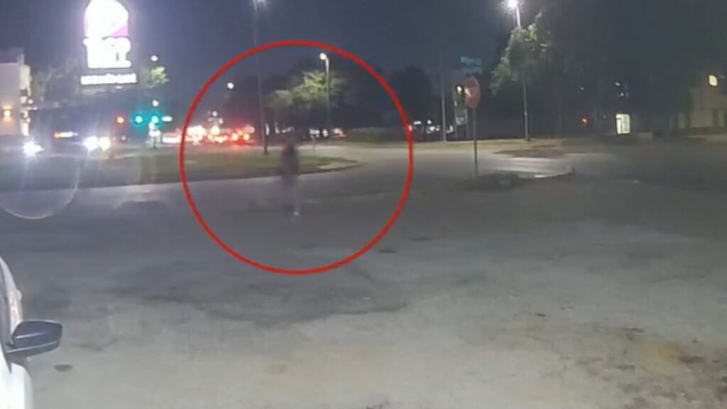 Irving Police Seek Suspect After Alleged Attempted Kidnapping at Shady Grove Trail Park Irving Police Seek Suspect After Alleged Attempted Kidnapping at Shady Grove Trail Park