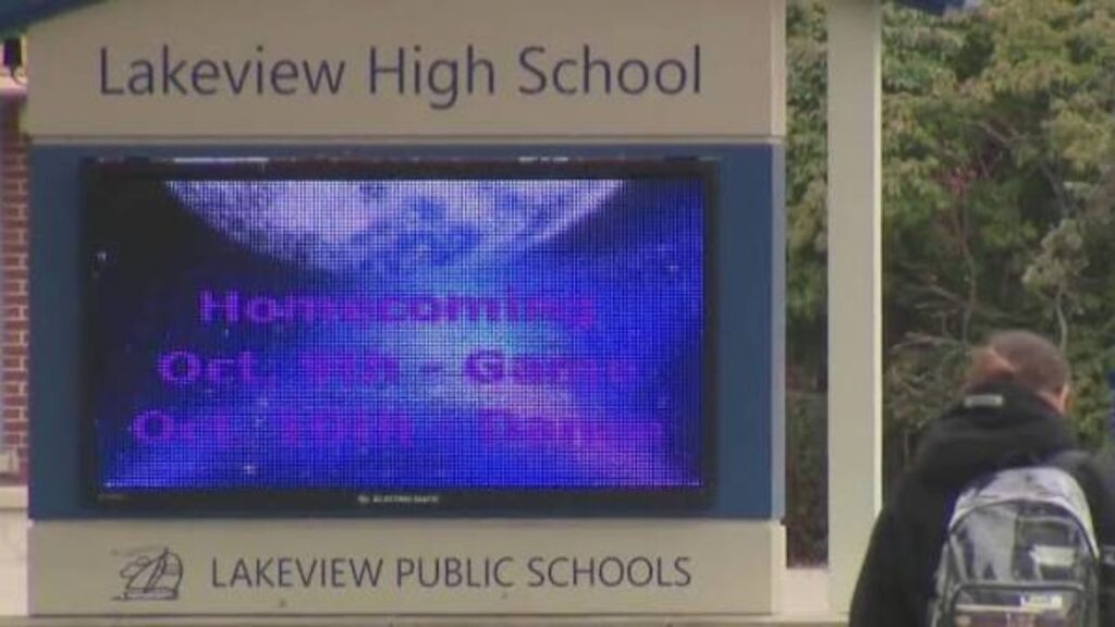 Lakeview High School Gym Policy Draws Fresh Questions After Parent Meeting Lakeview High School Gym Policy Draws Fresh Questions After Parent Meeting
