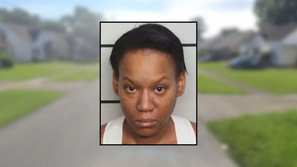 Louisville Woman Accused of Crashing Into Tree With Three Children in Car After Drinking