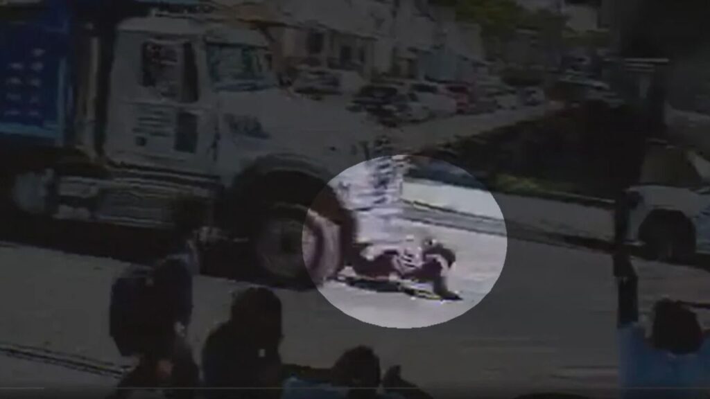 Philadelphia Girl Trapped Under Mack Truck Walks Away After Frightening Crash Philadelphia Girl Trapped Under Mack Truck Walks Away After Frightening Crash
