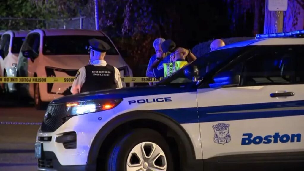 Roslindale Stabbing Leaves Person With Life-Threatening Injuries Roslindale Stabbing Leaves Person With Life-Threatening Injuries