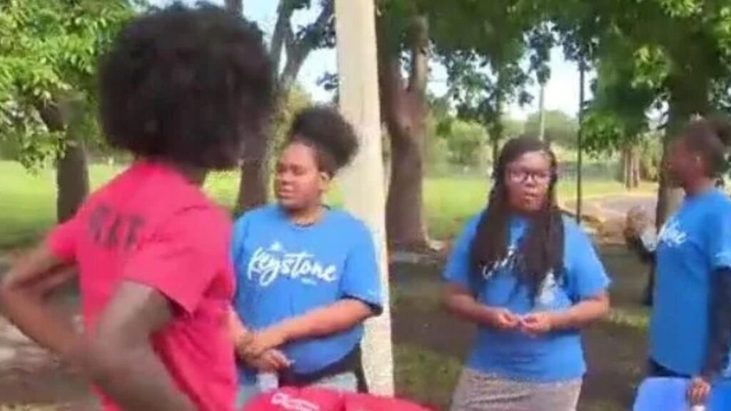 South Florida Families Receive Free Hurricane Supplies in Broward County Hurricane Preparedness Drive South Florida Families Receive Free Hurricane Supplies in Broward County Hurricane Preparedness Drive