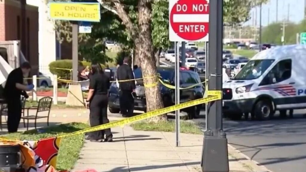 12-Year-Old Boy Shot Dead After Asking Mom to Buy French Fries and Juice; Two Men Arrested in D.C. Double Homicide 12-Year-Old Boy Shot Dead After Asking Mom to Buy French Fries and Juice; Two Men Arrested in D.C. Double Homicide