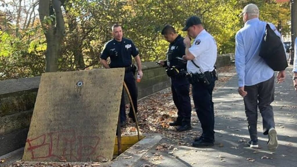 19-Year-Old Chicago Man Charged With Attempted Murder After West Side Shooting 19-Year-Old Chicago Man Charged With Attempted Murder After West Side Shooting
