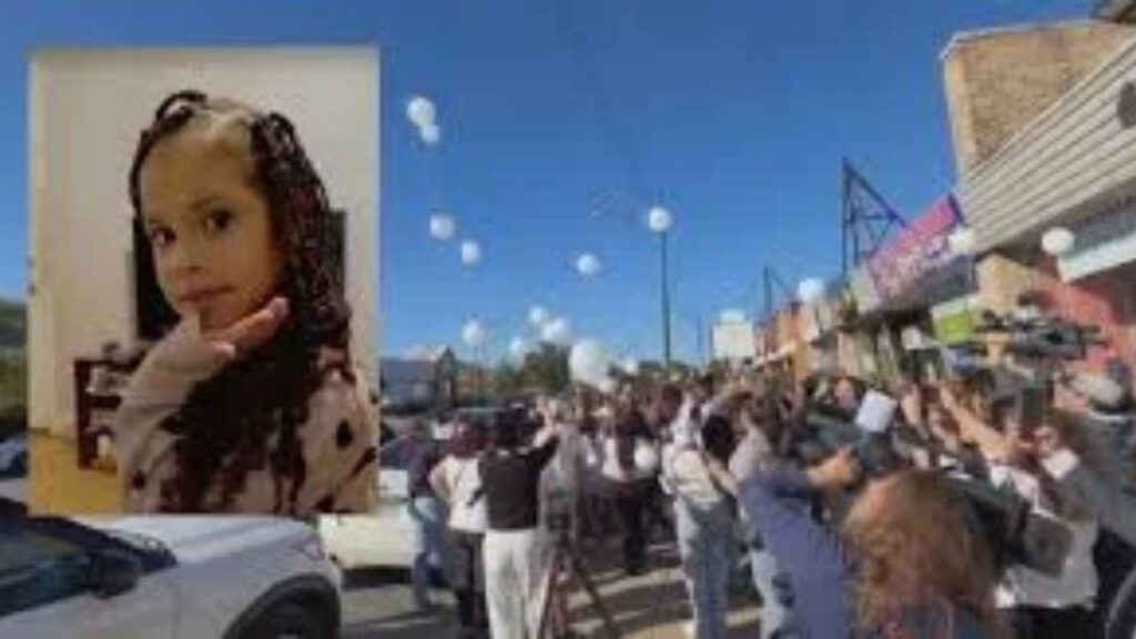 Chicago Woman Charged in Fatal Stabbing of 7-Year-Old Girl in East Chatham Chicago Woman Charged in Fatal Stabbing of 7-Year-Old Girl in East Chatham