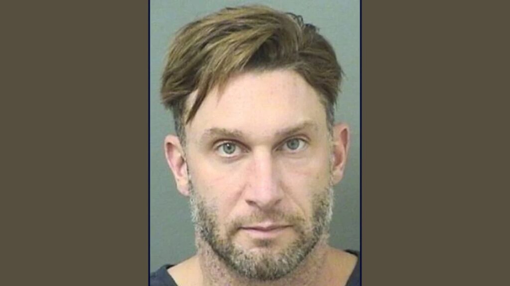 Florida Attorney Accused of Breaking Into Ex-Girlfriend’s Home and Sending Her Threatening Texts