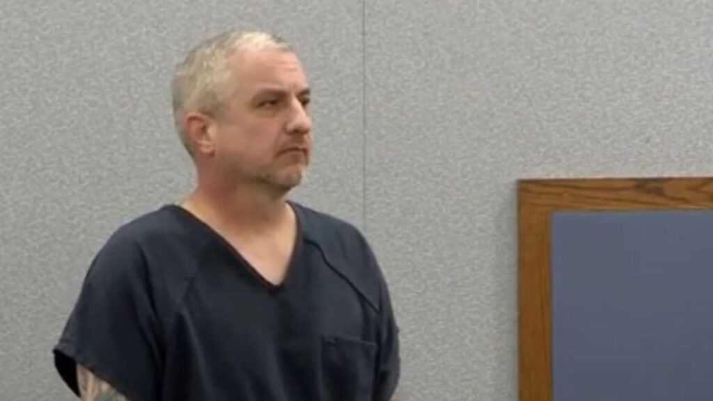 Former Las Vegas Police Officer Admits to Making Death Threats Against People He Blamed for His Brother’s Suicide Former Las Vegas Police Officer Admits to Making Death Threats Against People He Blamed for His Brother’s Suicide