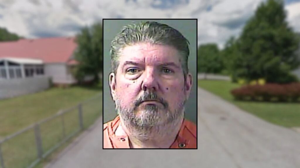 Kentucky Man Charged After Mother’s Decomposed Body Found in Bed Months After Her Death, Police Say