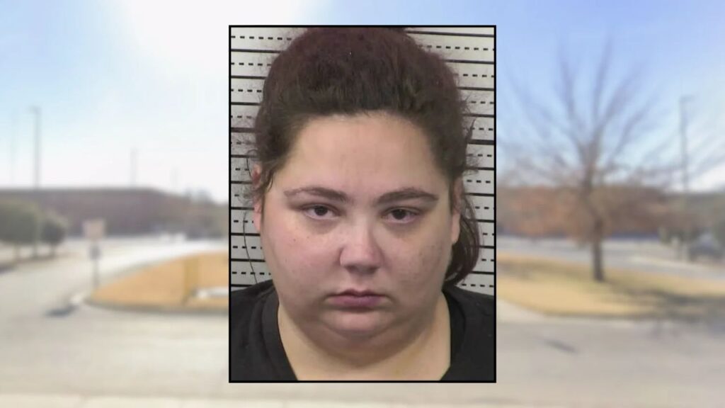New Mexico Mother Accused of Choking 6-Year-Old Daughter and Offering Toy to Keep Incident Secret New Mexico Mother Accused of Choking 6-Year-Old Daughter and Offering Toy to Keep Incident Secret