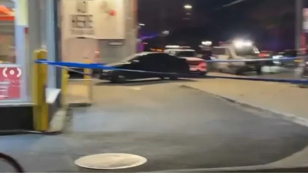Two Men Hospitalized After Hammer Attack Outside Brooklyn Burger King Two Men Hospitalized After Hammer Attack Outside Brooklyn Burger King