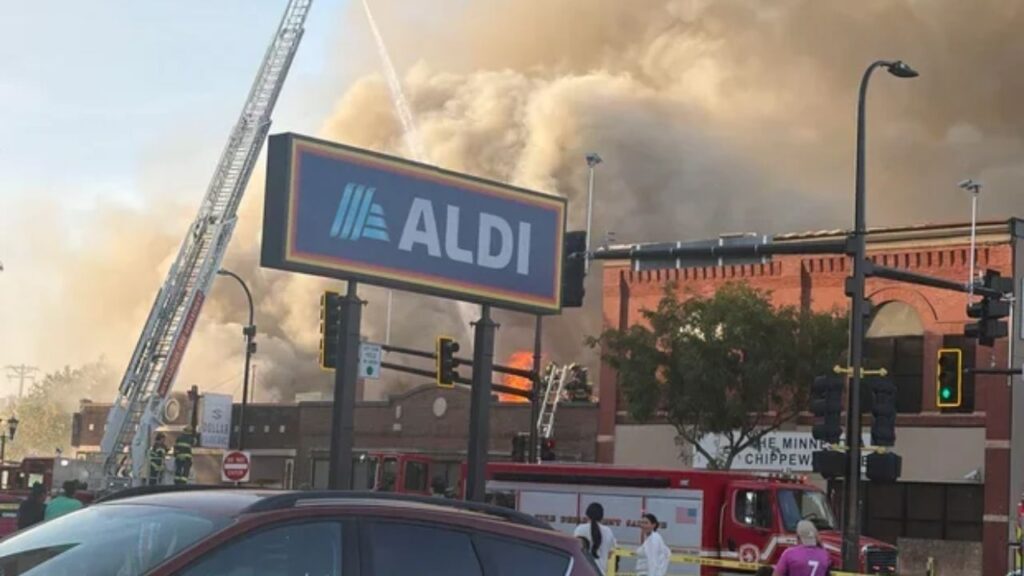 Two Minneapolis Firefighters Injured as East Franklin Avenue Blaze Damages Buildings Two Minneapolis Firefighters Injured as East Franklin Avenue Blaze Damages Buildings