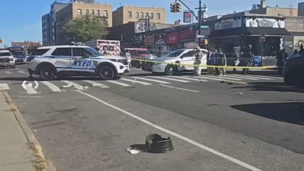 Two Women Killed in Bronx Crash After Mercedes Strikes Pedestrians and Multiple Cars Two Women Killed in Bronx Crash After Mercedes Strikes Pedestrians and Multiple Cars