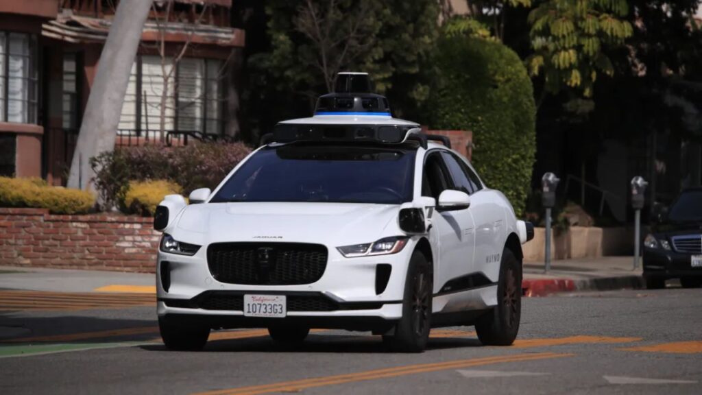Waymo Driverless Taxis Expand Into Torrance, Bringing New Ride Options to Southern California’s South Bay Waymo Driverless Taxis Expand Into Torrance, Bringing New Ride Options to Southern California’s South Bay